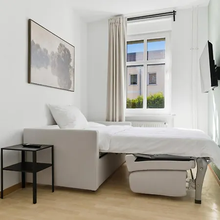 Apartment Gemuetliche 4-raum Mit Parkplatz & Kueche